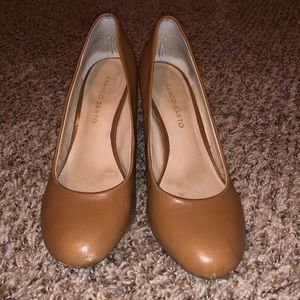 Franco Sarto Helio Wedge